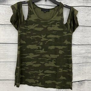 Sanctuary Camo Top